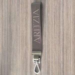 Aritzia Always Found Keychain